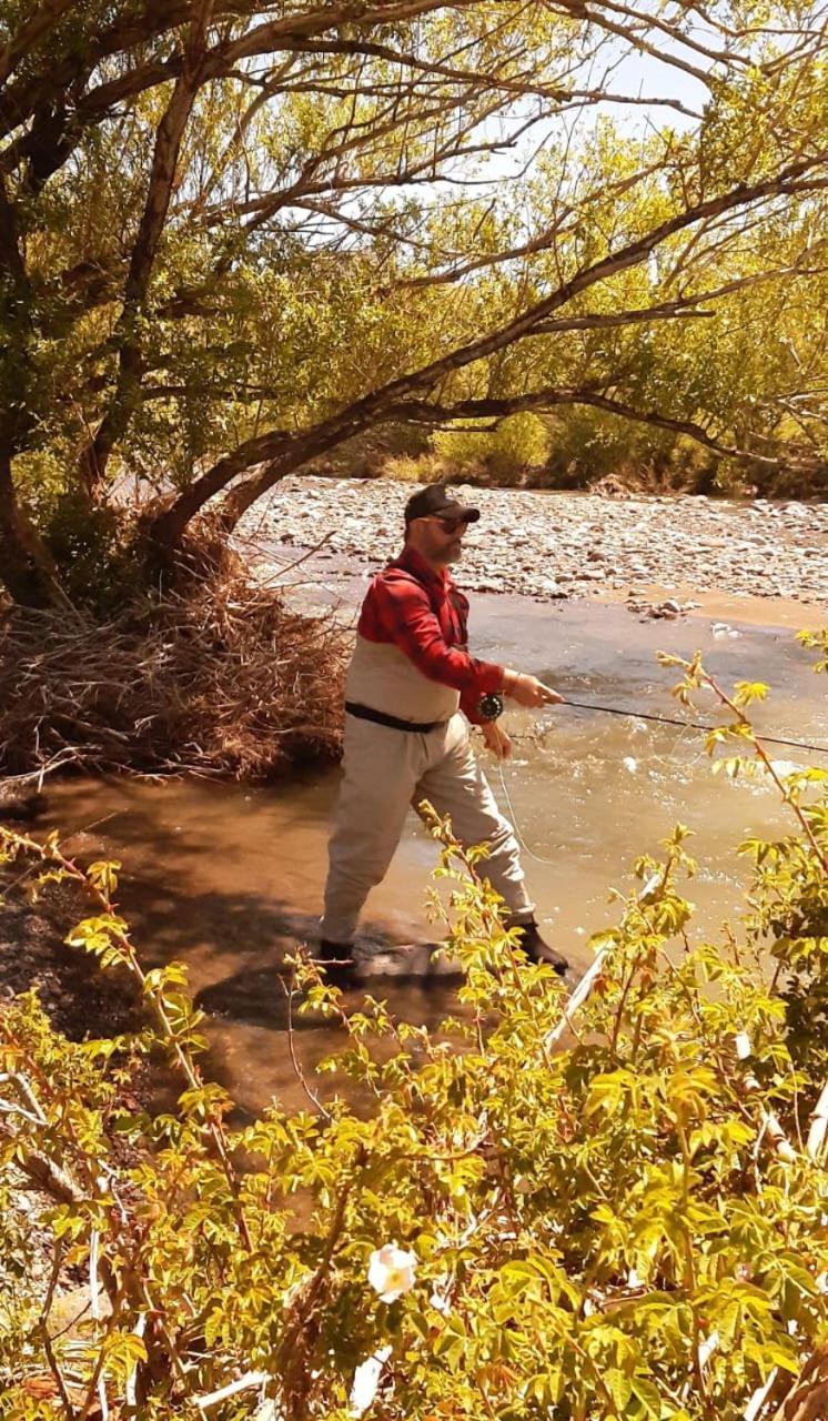 Bardas Del Limay Dormi-Con Hidromasaje - Totalmente Equipado Plottier Kültér fotó