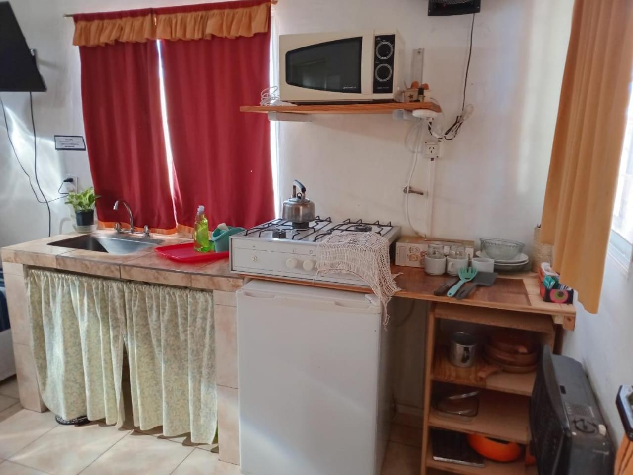 Bardas Del Limay Dormi-Con Hidromasaje - Totalmente Equipado Plottier Kültér fotó